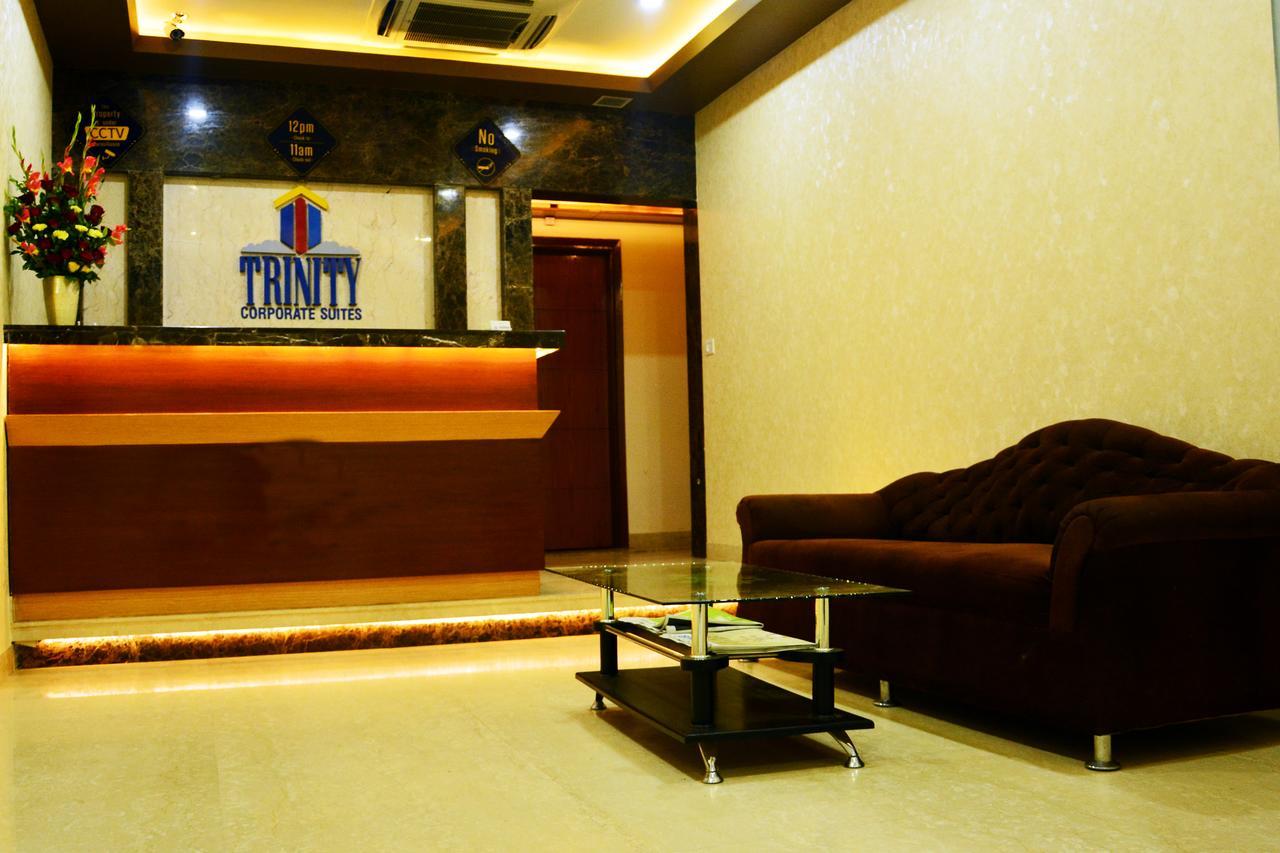 Trinity Corporate Udyog Vihar Hotel Gurgaon Esterno foto